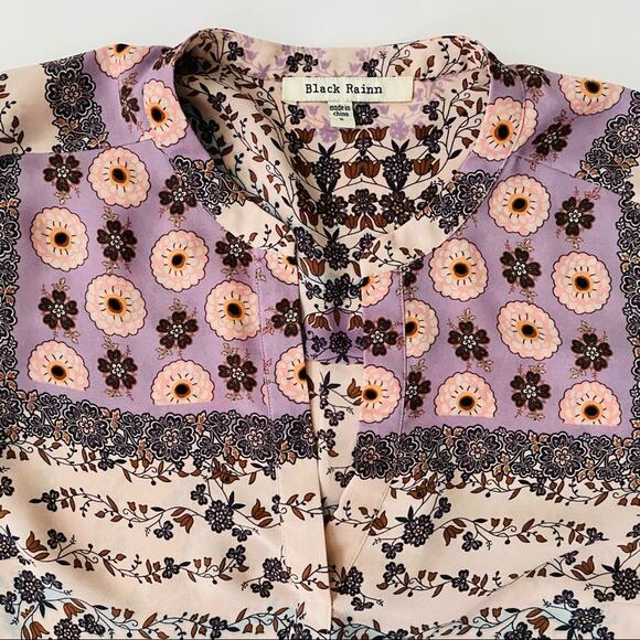 Black Rainn | @ Flowing Floral Roll Sleeve Blouse - Picture 8 of 9